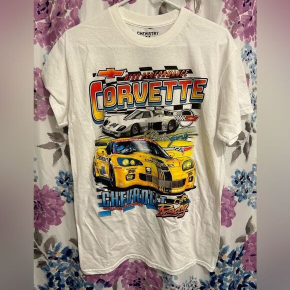 Chevrolet Racing Corvette White Graphic T-Shirt Medium Unisex (New with Tags) - Picture 1 of 2